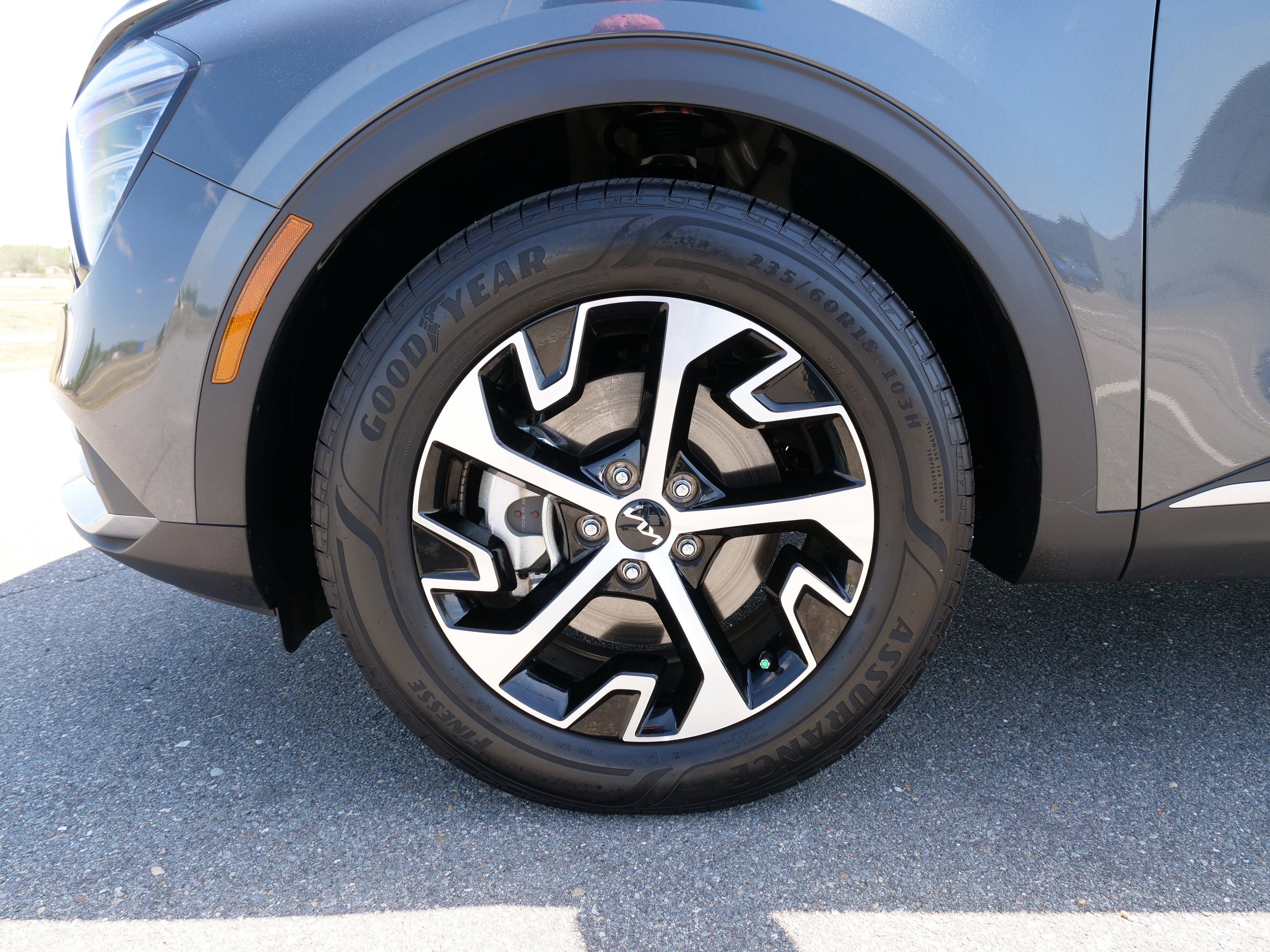 2025 Kia Sportage EX