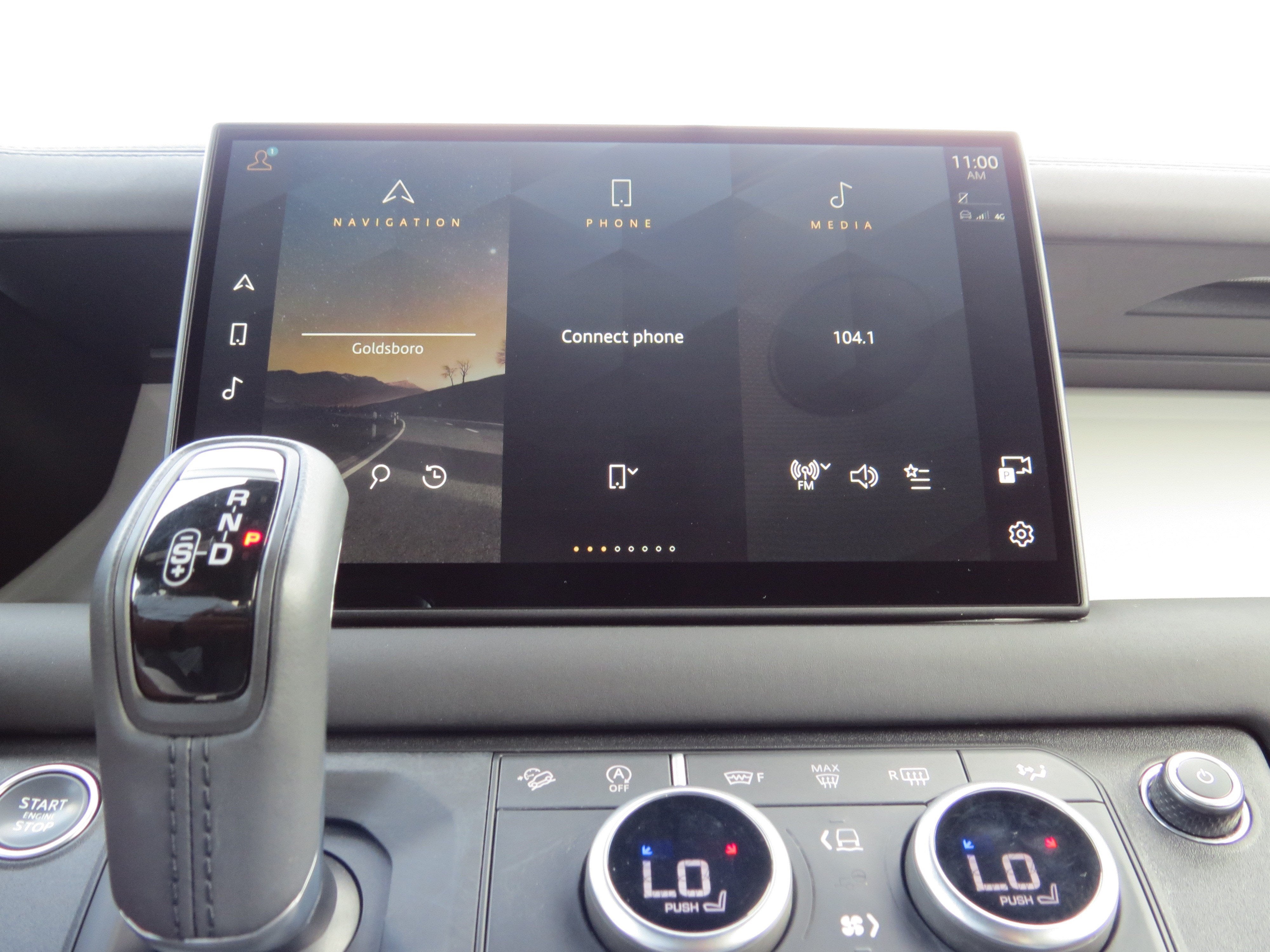 2025 Land Rover Defender S