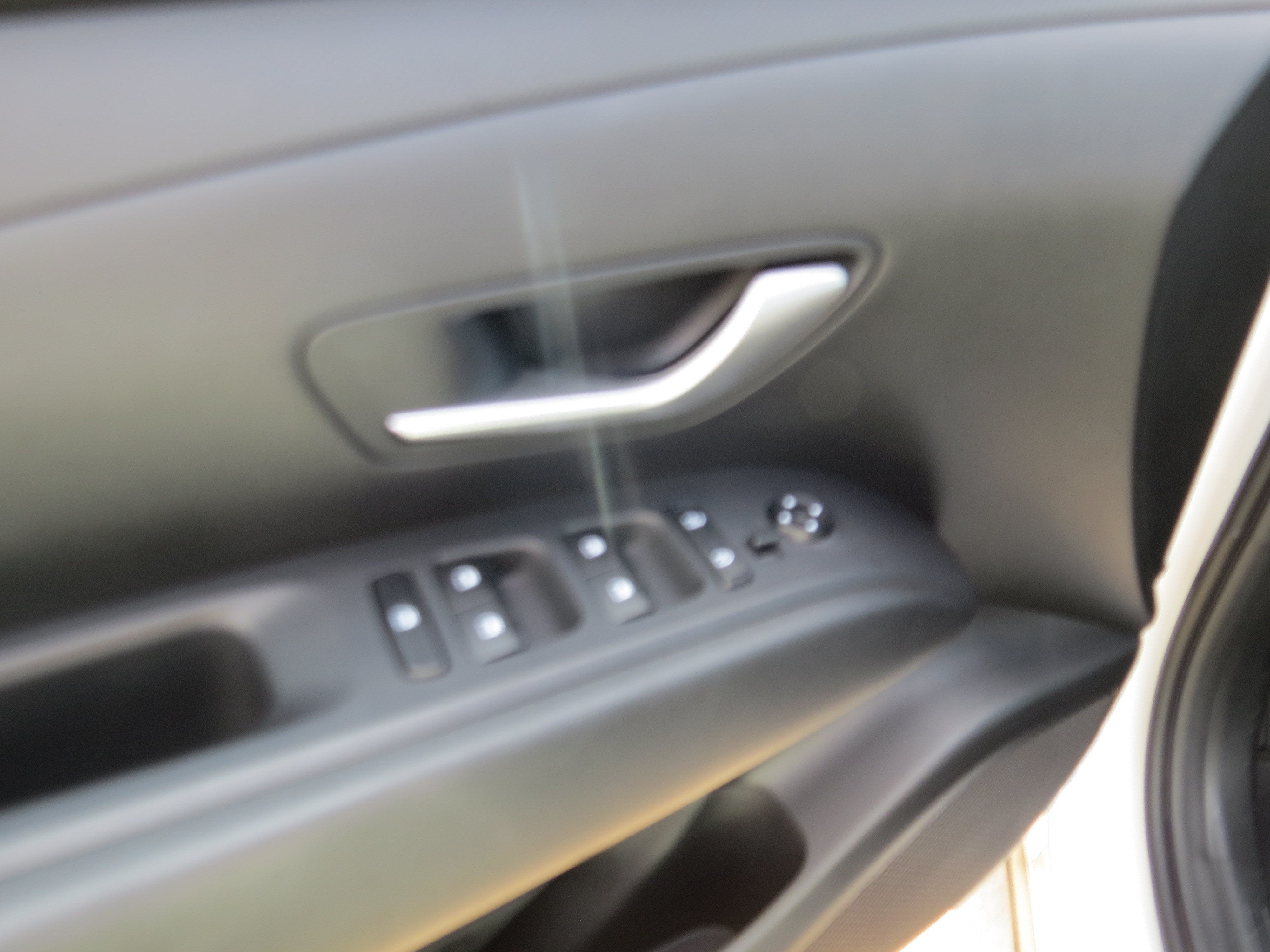 2024 Hyundai Santa Cruz SE