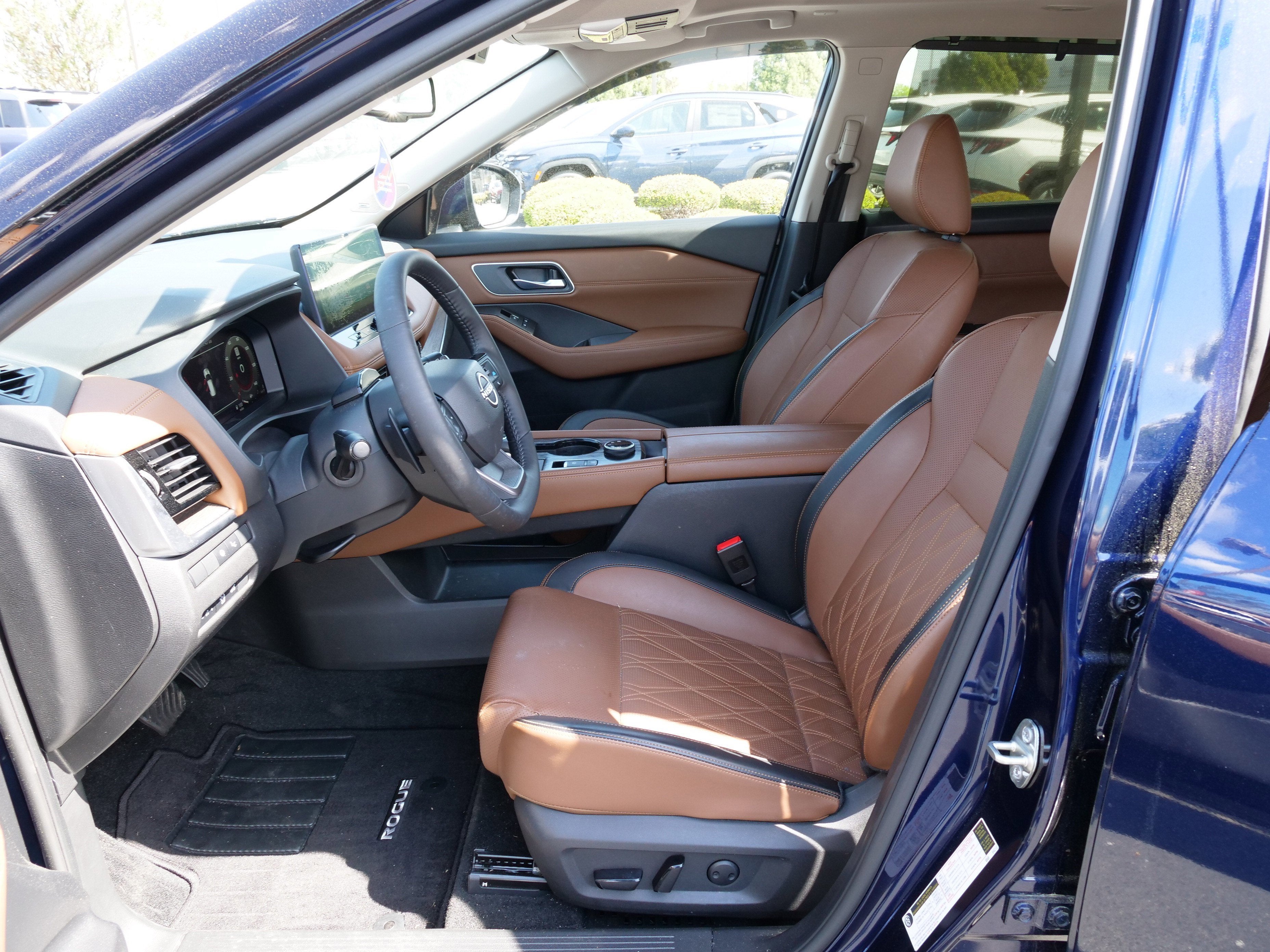 2025 Nissan Rogue Platinum