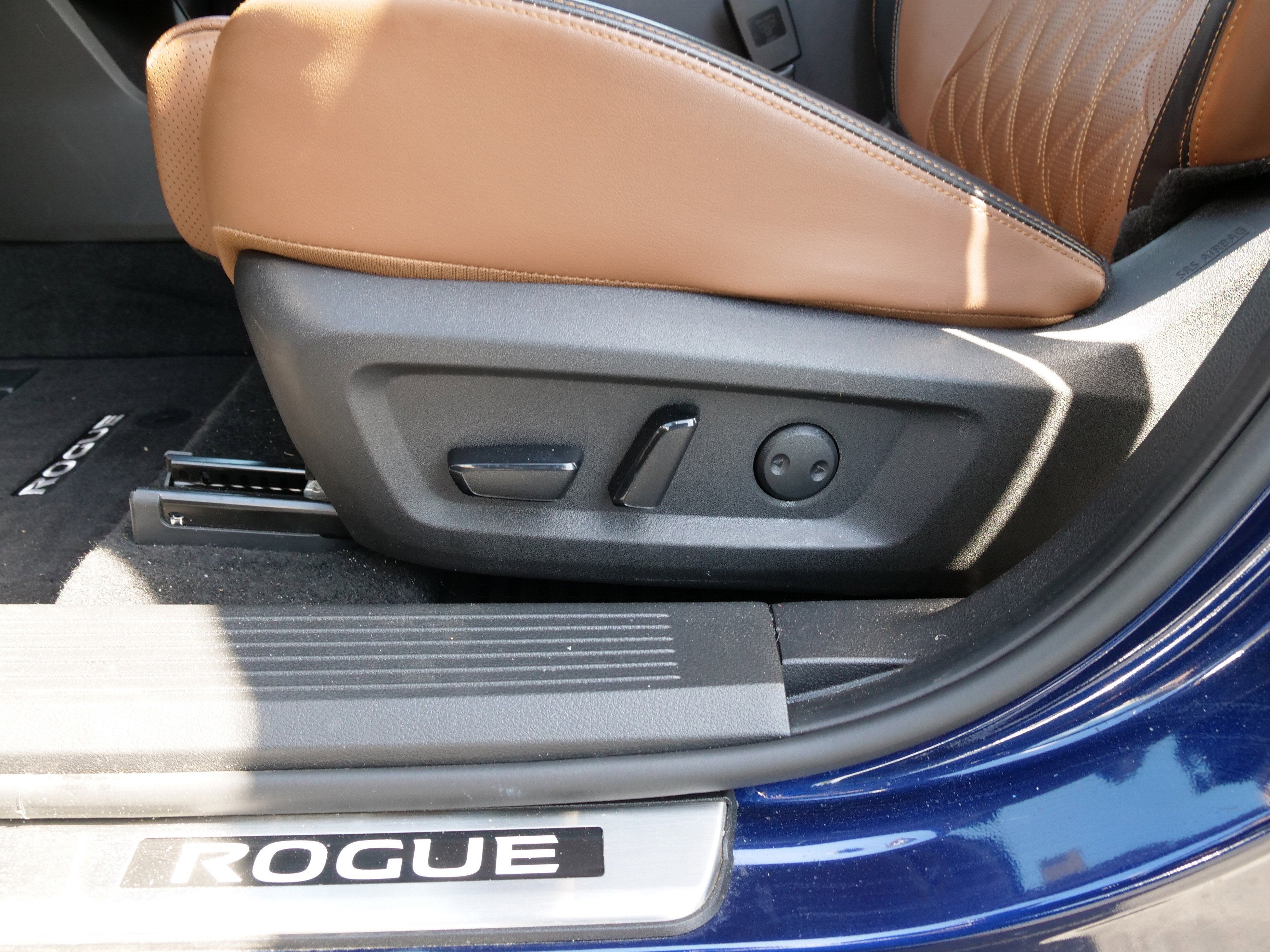 2025 Nissan Rogue Platinum