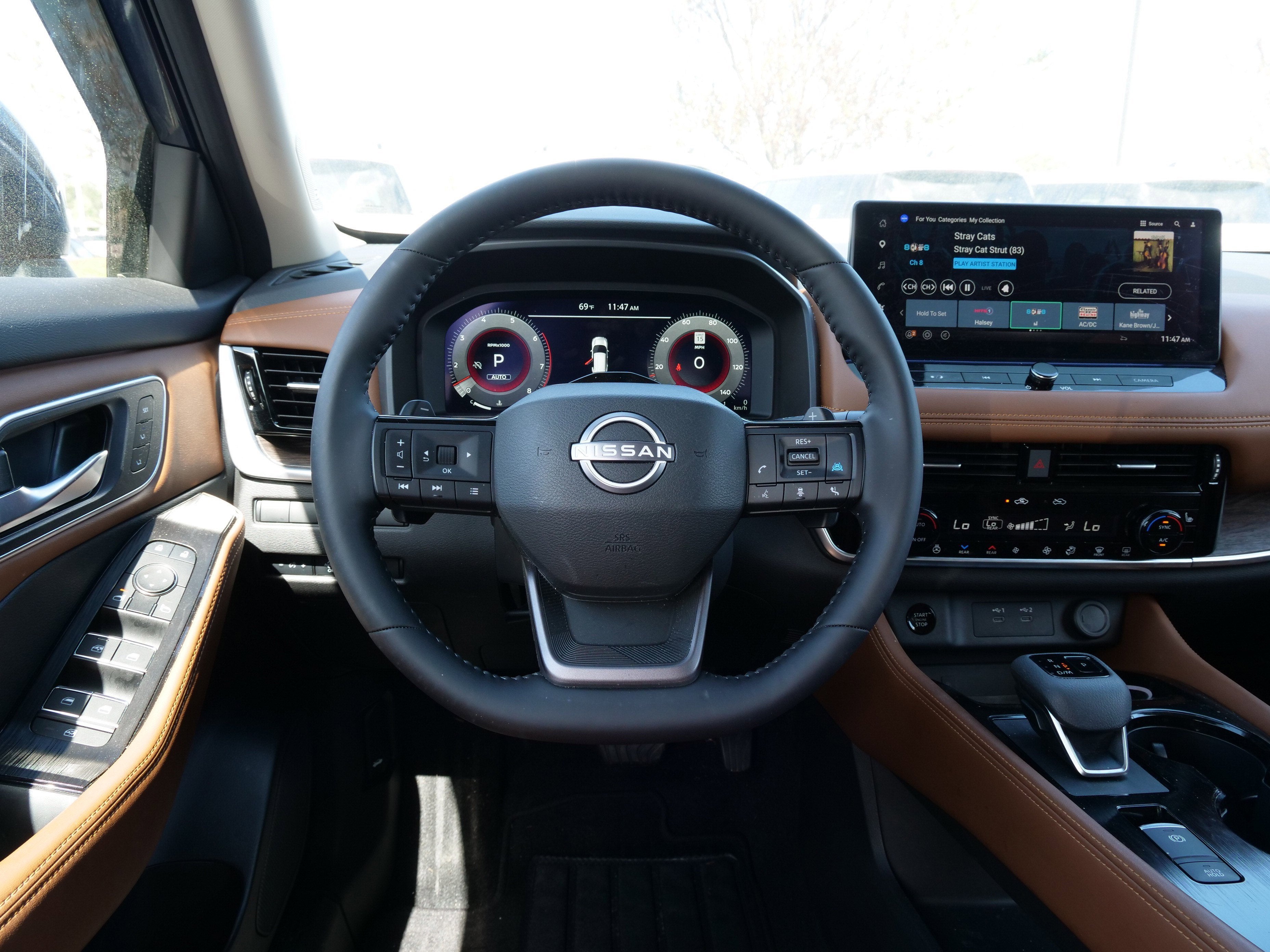 2025 Nissan Rogue Platinum