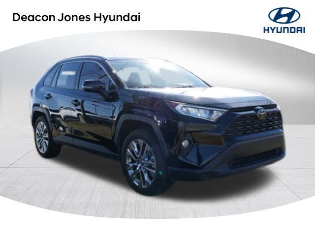 2020 Toyota RAV4 XLE Premium