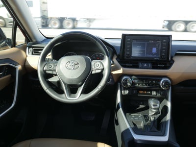 2020 Toyota RAV4 XLE Premium