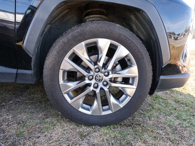 2020 Toyota RAV4 XLE Premium