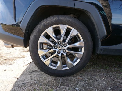 2020 Toyota RAV4 XLE Premium