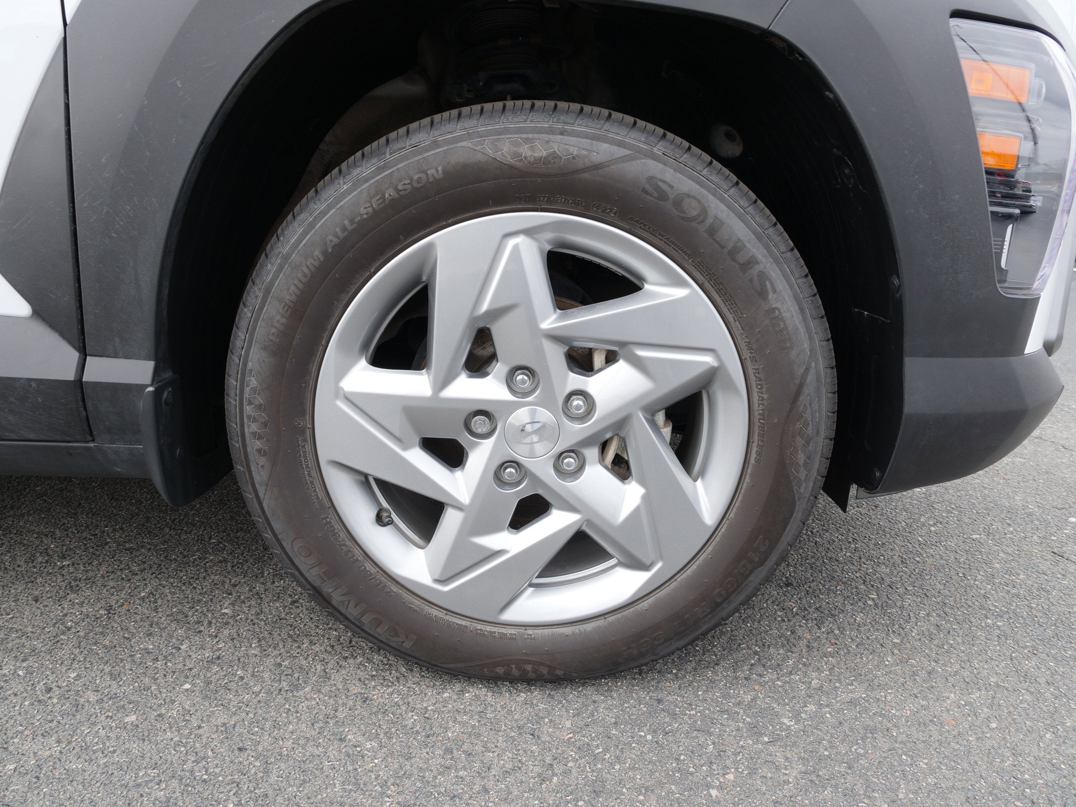 2025 Hyundai Kona SE