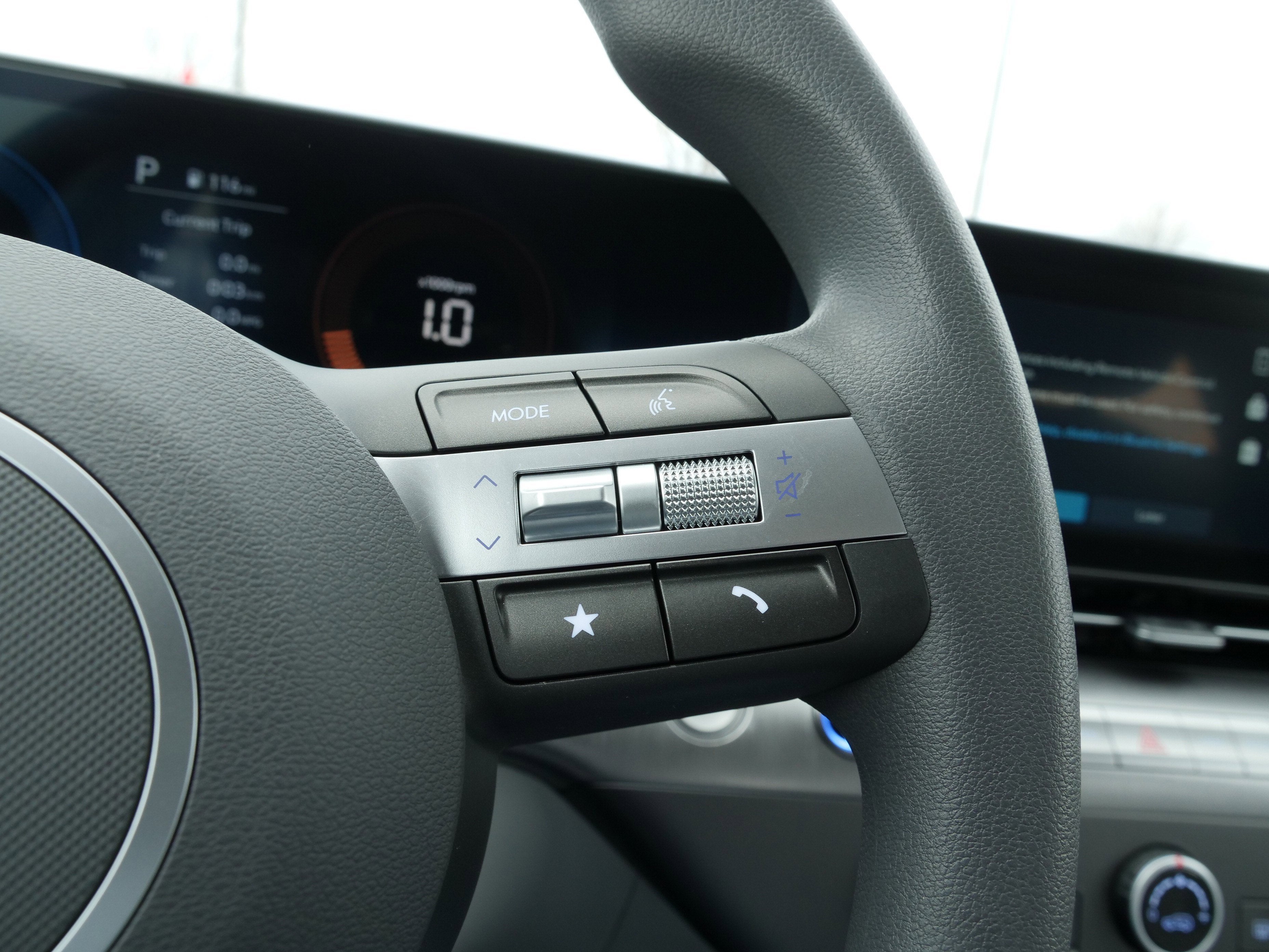 2025 Hyundai Kona SE