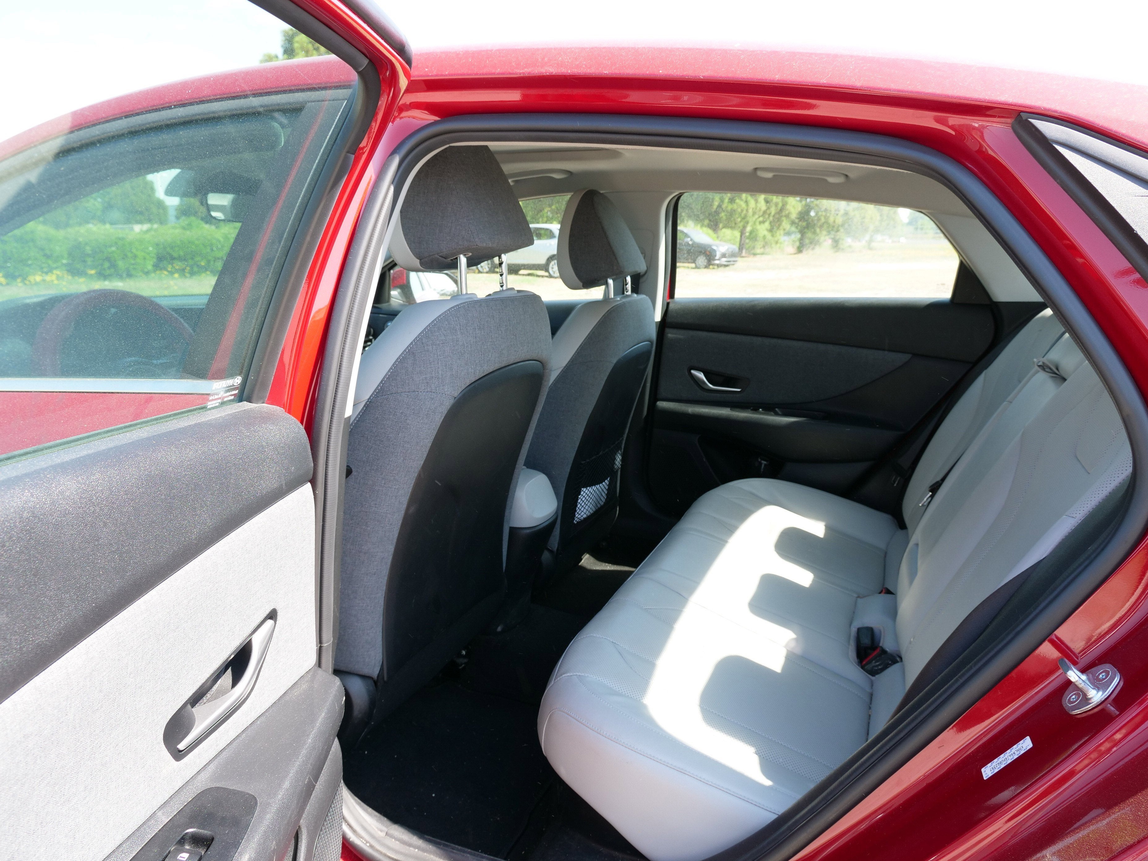 2023 Hyundai Elantra Hybrid Limited