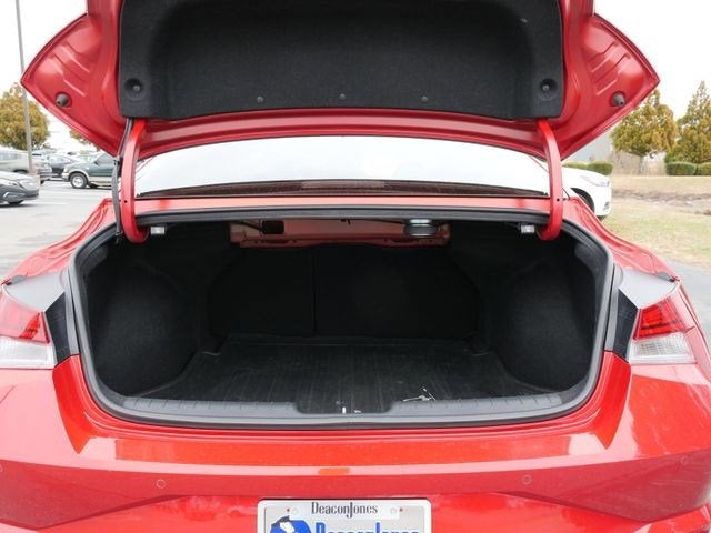 2022 Hyundai Elantra Limited