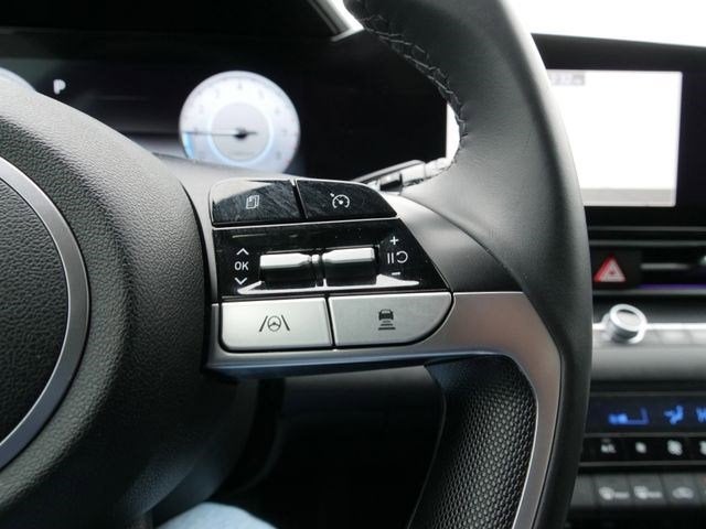 2022 Hyundai Elantra Limited