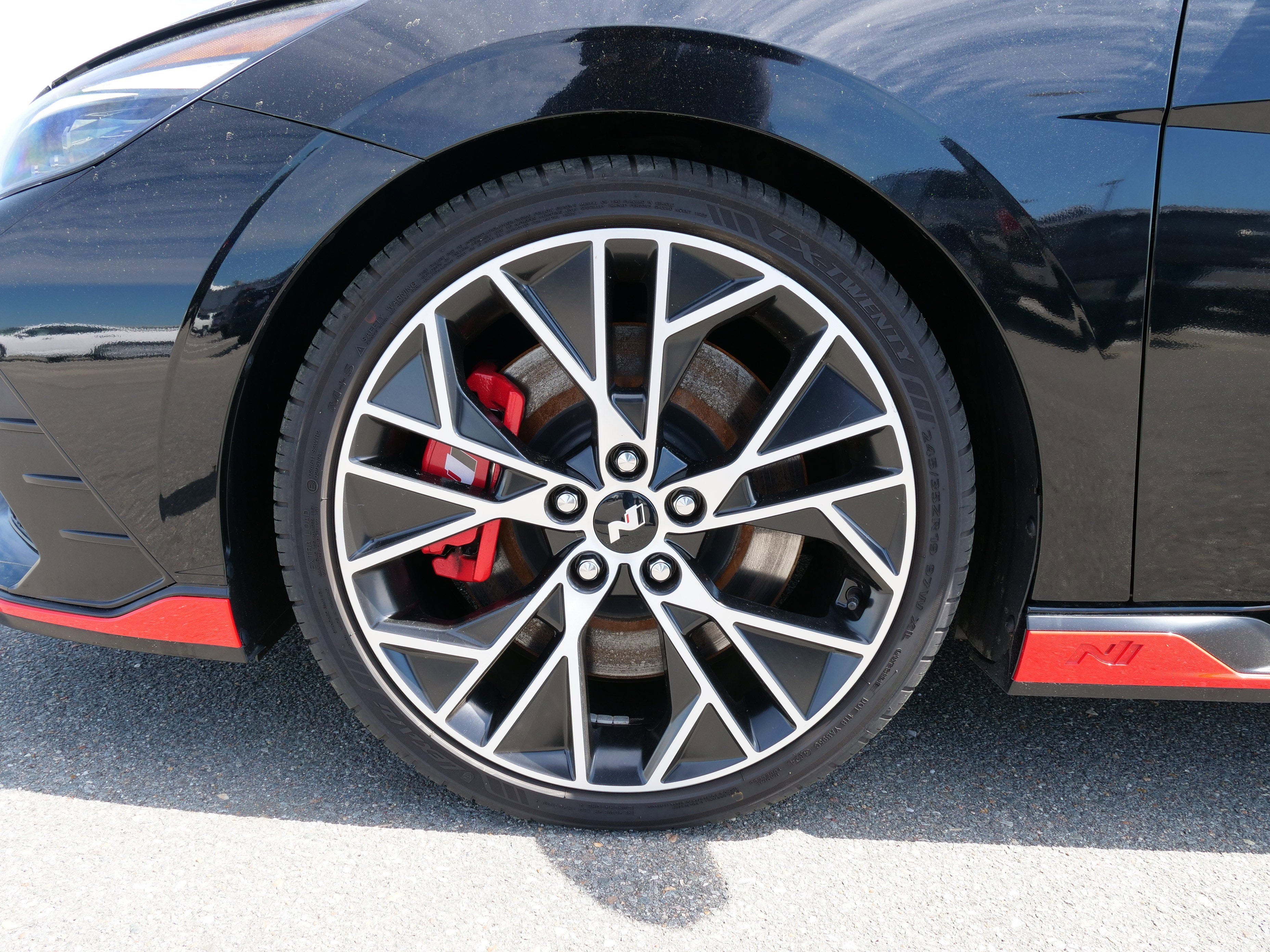 2023 Hyundai Elantra N Base