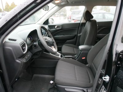 2024 Hyundai Venue SE