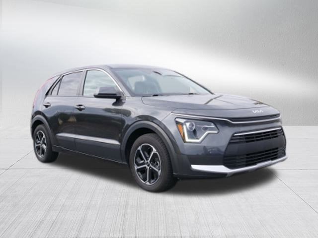 2023 Kia Niro LX