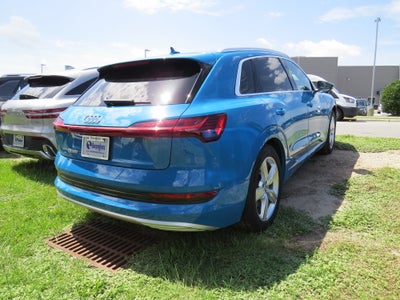 2019 Audi e-tron Prestige